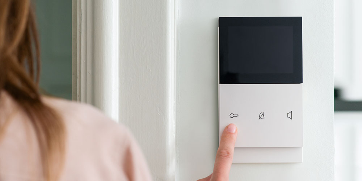 ELCOM.TOUCH bei ehb-Elektrotechnik in Waldmünchen